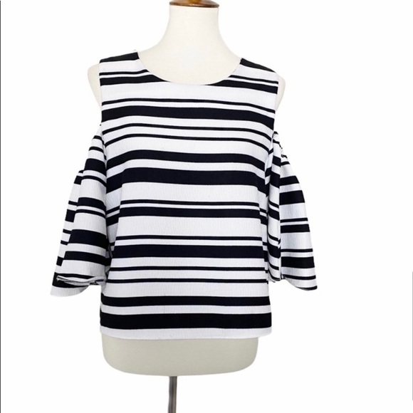 Akita Cut out Top Stripe Black White Size M - Picture 5 of 8